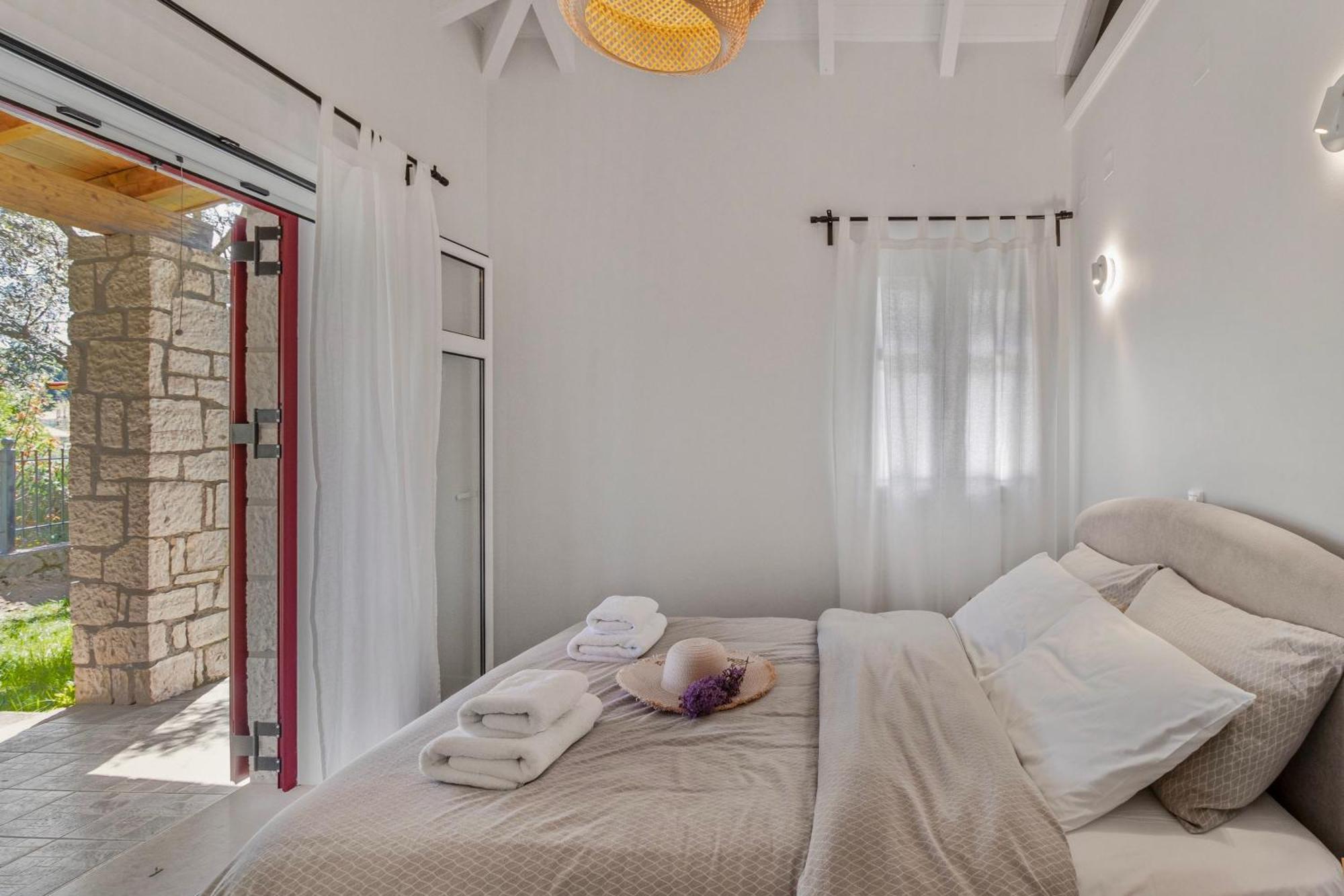 Apanema Mindfulness Resort Lefkada Asprogerakata ห้อง รูปภาพ